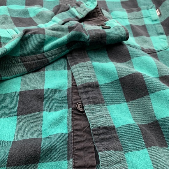 Stussy Green Plaid Flannel button down Large - Picture 7 of 7